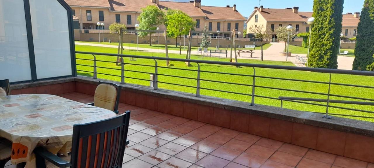 Monteperdido Jaca Apartment Exterior foto