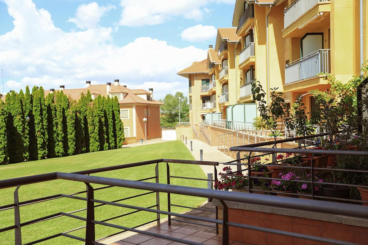 Monteperdido Jaca Apartment Exterior foto